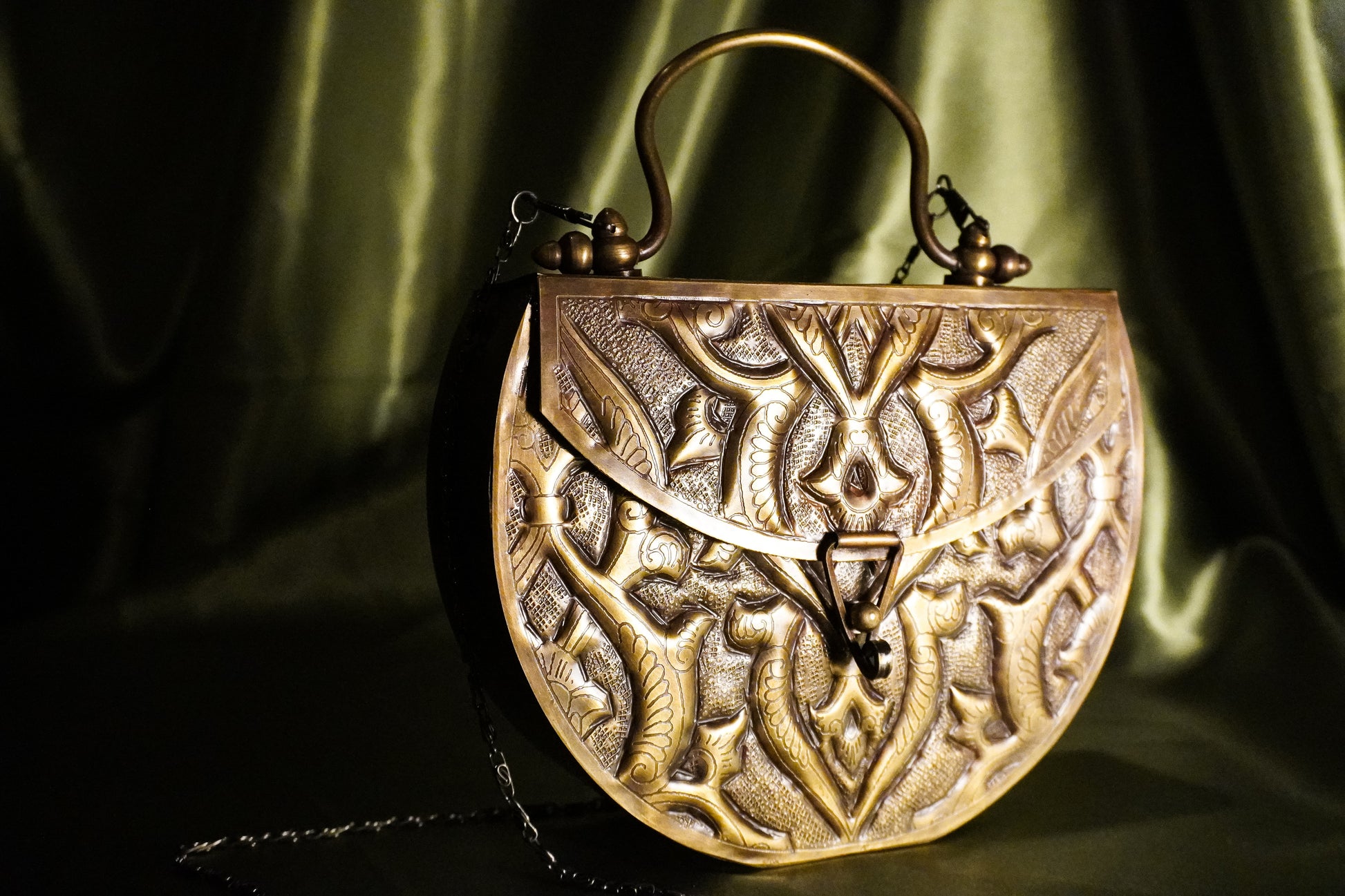 Layla - Handmade Bag, close-up front side angle view