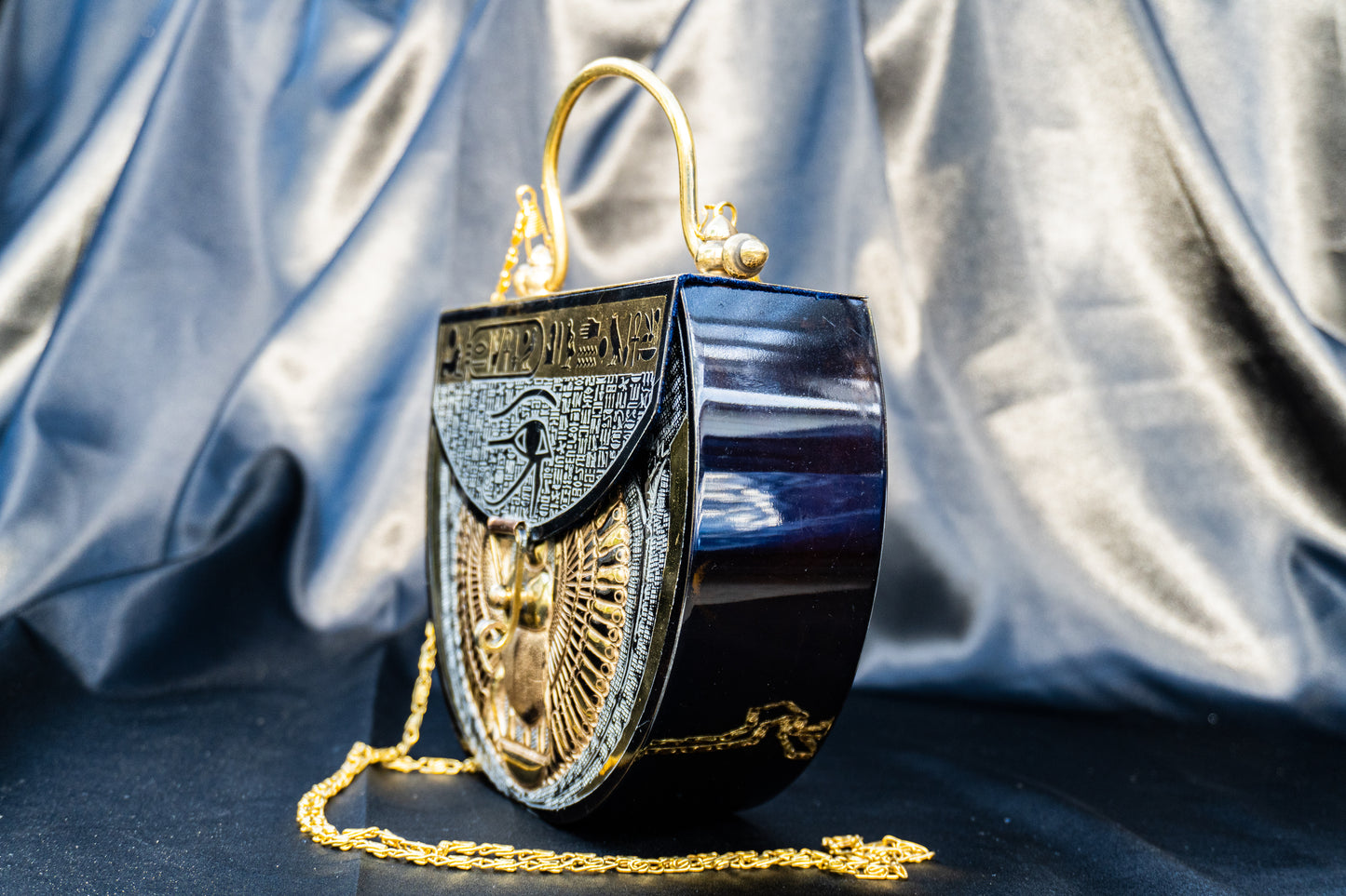 Zeina - Handmade Bag, close-up right side view 