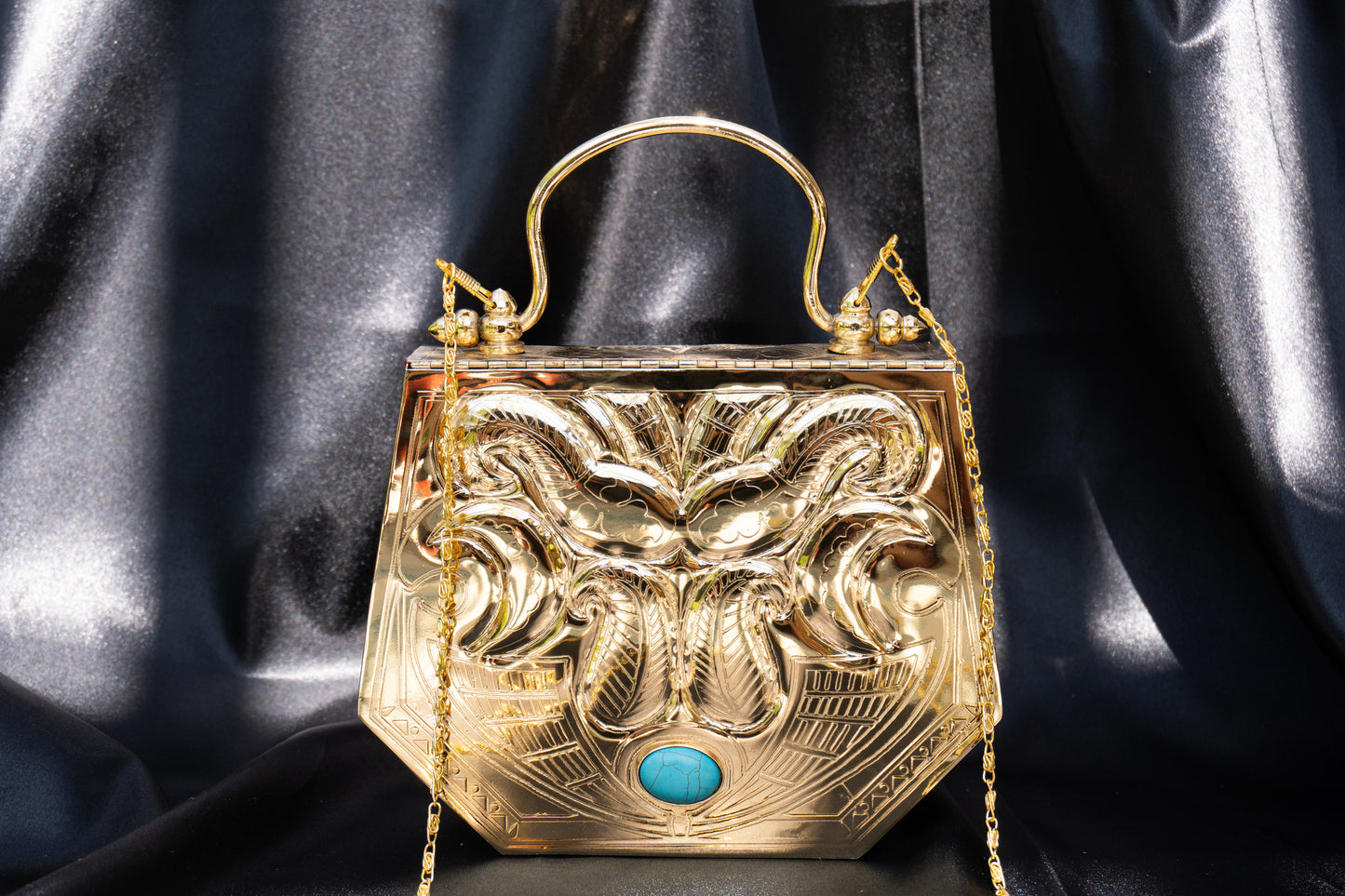 Fayruz - Handmade Bag, close-up back view, with gemstone 