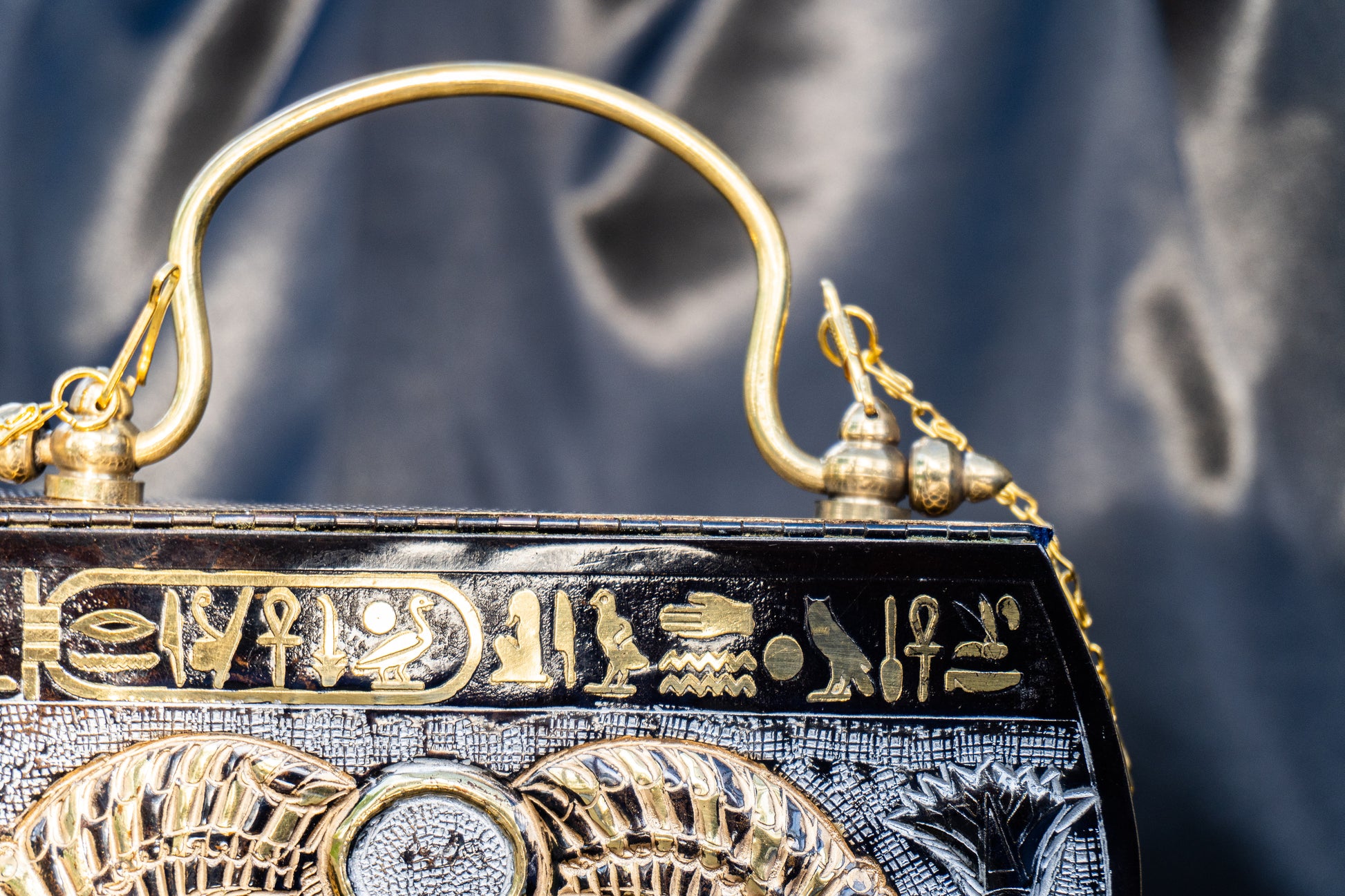 Fayruz - Handmade Bag, front top close-up handle view
