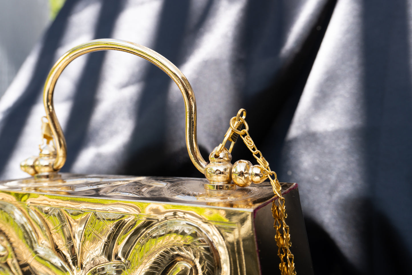 Fayruz - Handmade Bag, top close-up handle view