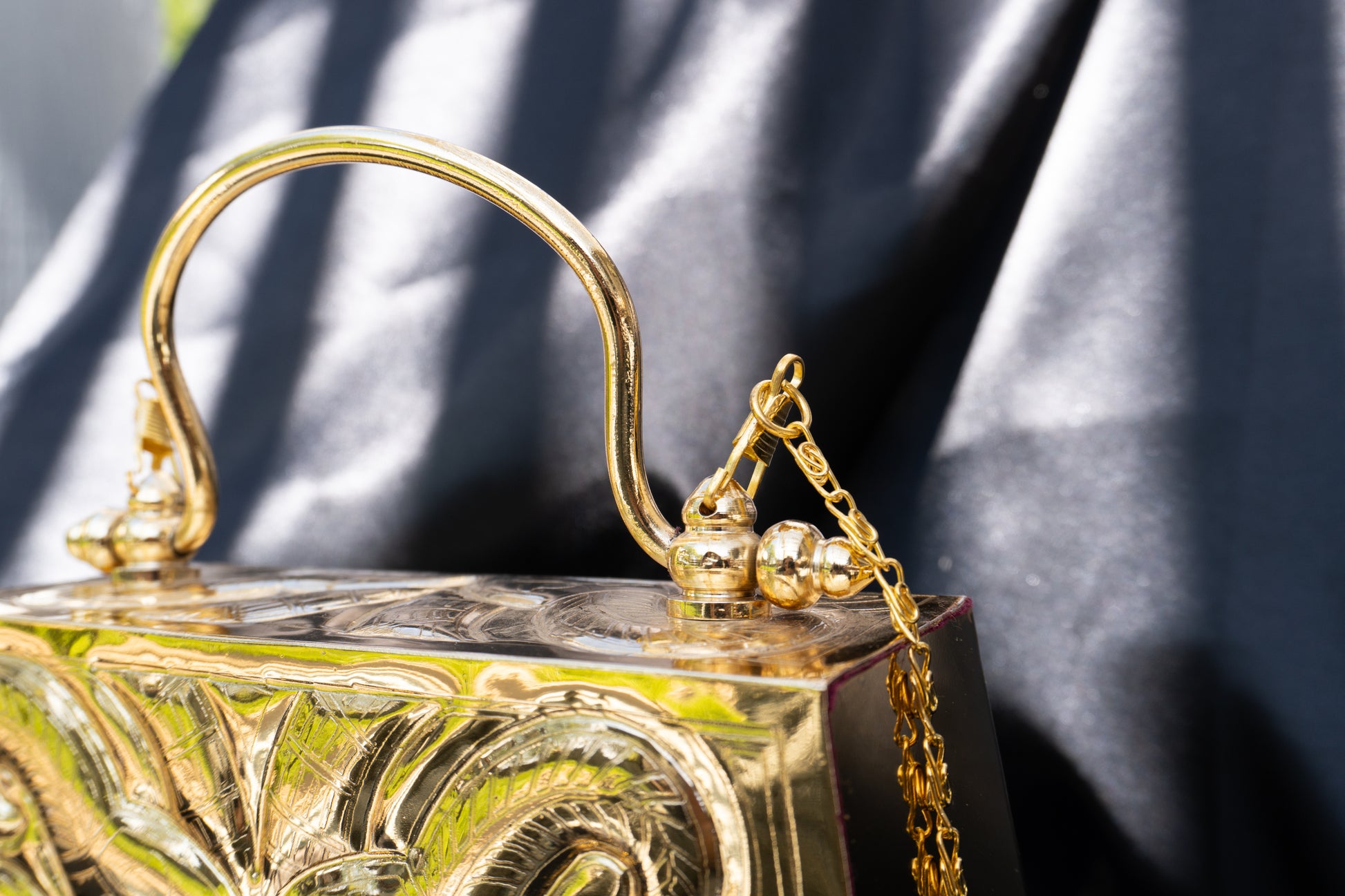 Fayruz - Handmade Bag, top close-up handle view